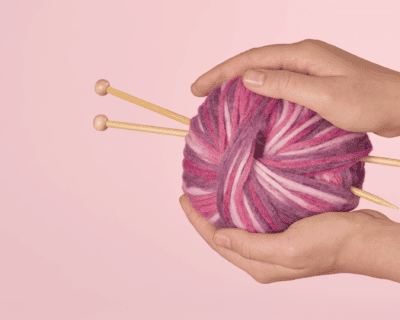 7 reasons why circular knitting needles are better than straights