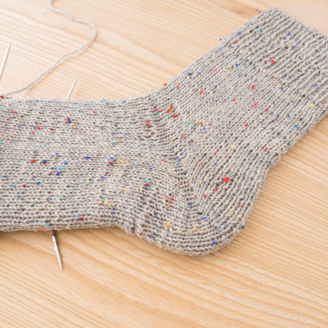 Knitting a boomerang heel - the finished heel - knitting socks