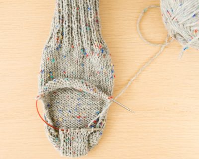 Knitting a cap heel with the addi sock wonder