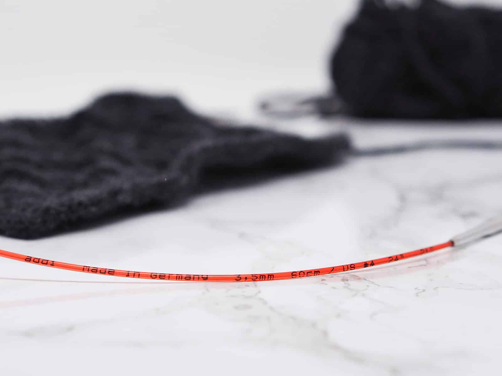 addiNovel Fine Knitting Needle4 Application Blog post addiNovel,knitting needle lace with nubs,ergonomic knitting needle
