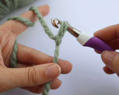 m2 3 Beginners Loop 3 1 Learn to Crochet,Crochet Headband for Beginners