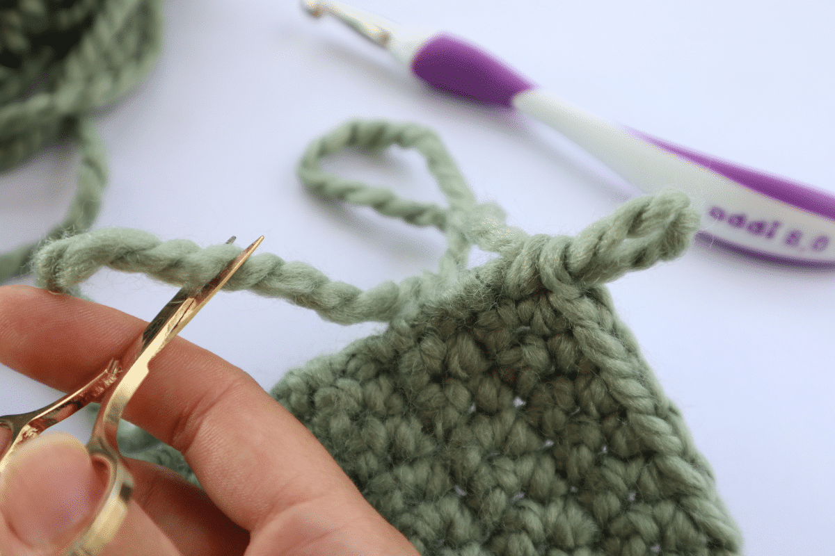 m2 3 Cut Thread 1 Learn to Crochet,Crochet Headband for Beginners