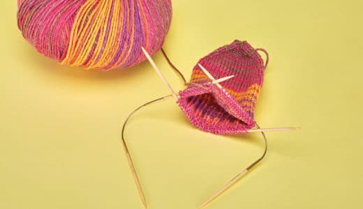 addiCraSyTrio Bamboo Short - Knitting Socks with Three Needles