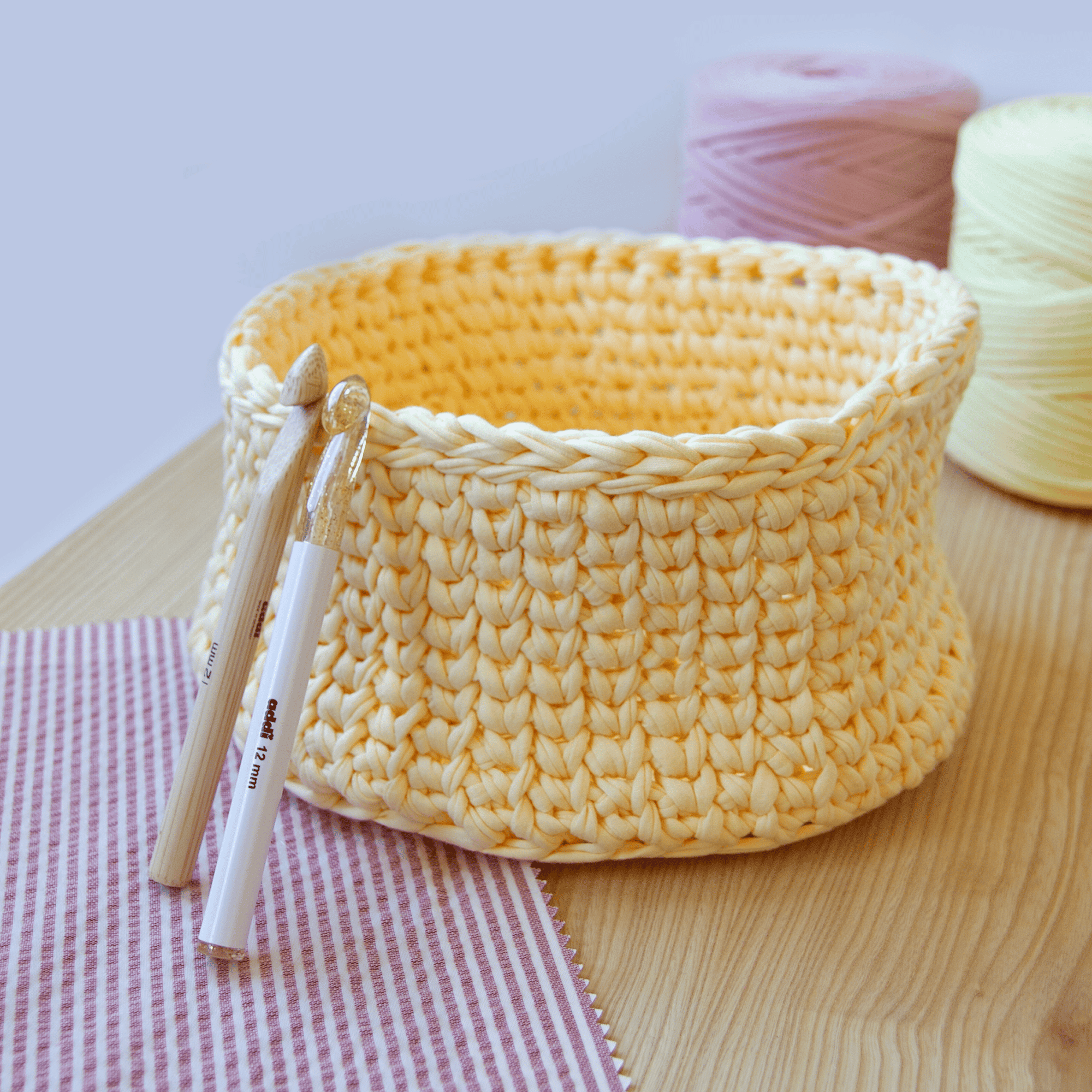 Crocheted basket Spring instruction ❤ »