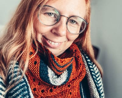 jetztkochtsieauchnoch janine binder influencer addi blogger podcast,knitting podcast,needlework podcast,frickelcast,needlework trends