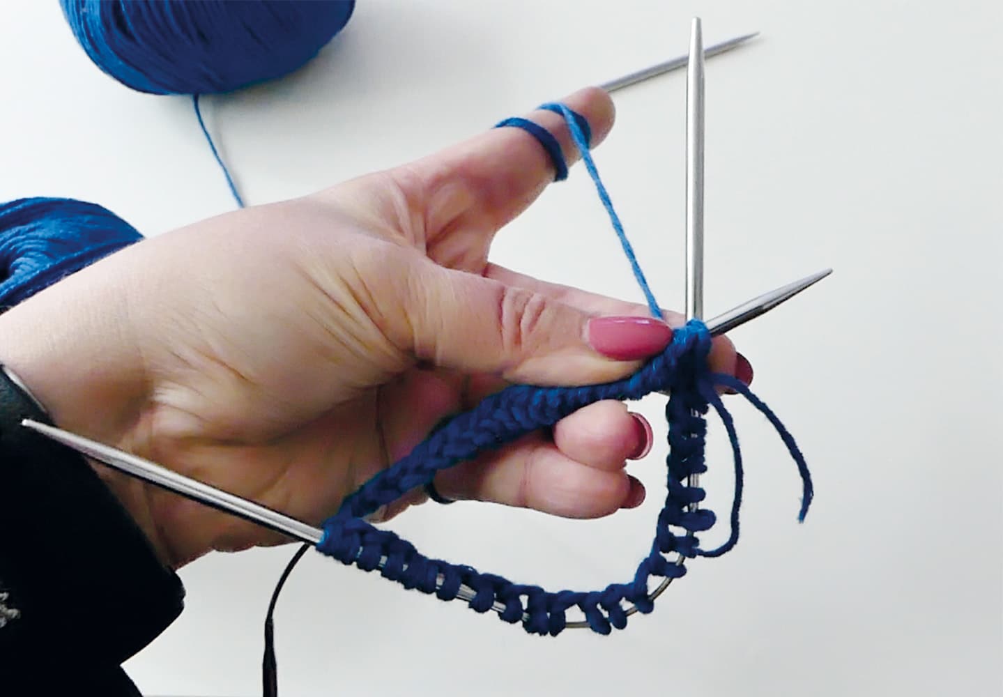 addiCraSyTrioLONG 03 4c Beanie Hat knitting,Beanie knitting tutorial,Beanie knitting addiCraSyTrio,Trio Beanie knitting,Beanie knitting for beginners