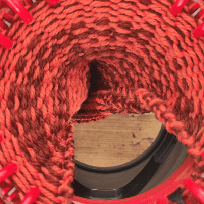 addiExpress knitting -cranking