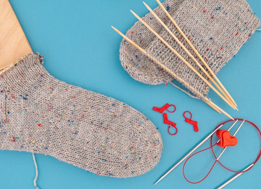 Toe-Up Socken stricken mit addiCraSyTrio - kostenlose Anleitung für Anfänger / Flexiflip sock pattern / knitting toe up socks
