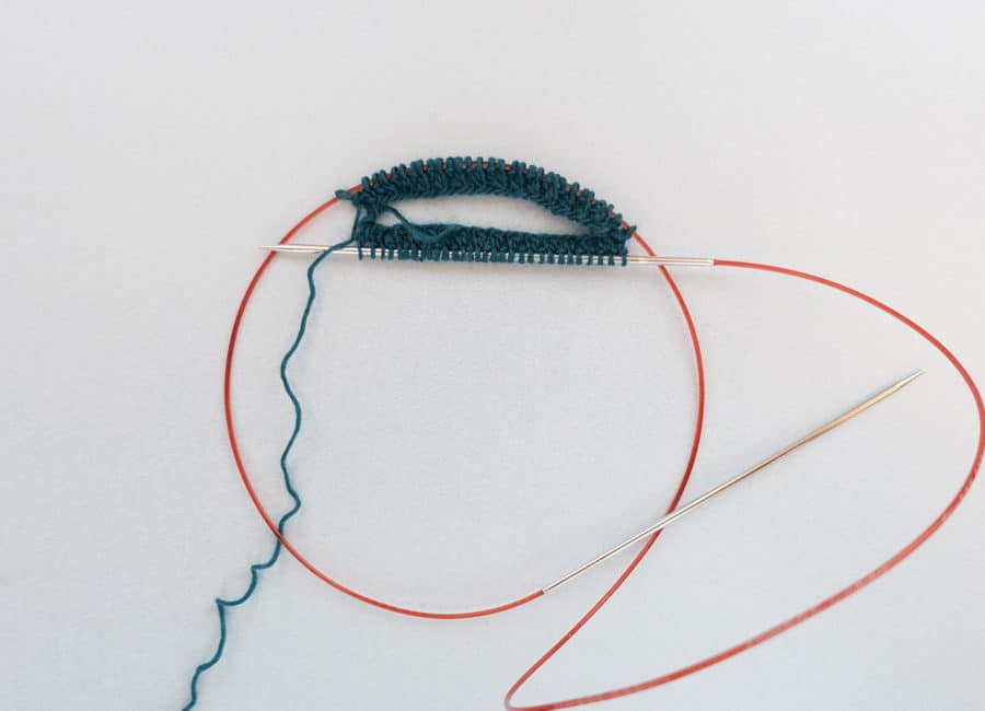 Knitting socks with the magic loop method: