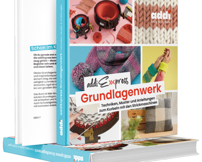Mockup addiExpress Grundlagenbuch Topflappen kurbeln