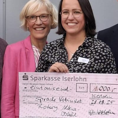 Pitch Back Pauline Dorr prache verbindet Sprache verbindet,Rotary Club Altena-Werdohl-Plettenberg