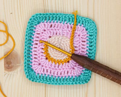 Weihnachts Granny Square Engelchen Anleitung Inga Borges Zopfe 2 Weihnachts-Granny Square