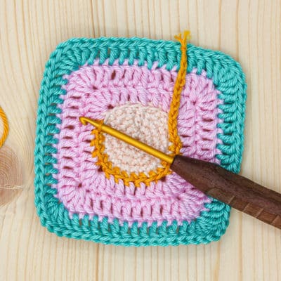 Weihnachts Granny Square Engelchen Anleitung Inga Borges Zopfe 2 Weihnachts-Granny Square