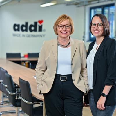 Claudia Malcus Pauline Doerr Mitarbeiter Bloggerraum addi MadeingermanyOP9 0850 klein addi,Strick- und Häkelnadeln,Stricknadeln,Häkelnadeln,Made in Germany