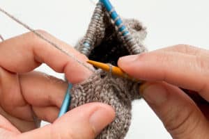 H 4 Fingermaschen aufnehmen Fingerhandschuhe für Herren