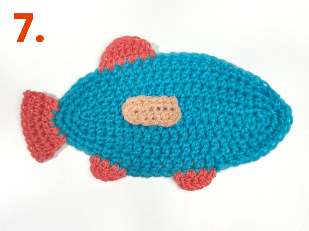 Fish 1 step 07 Fische häkeln