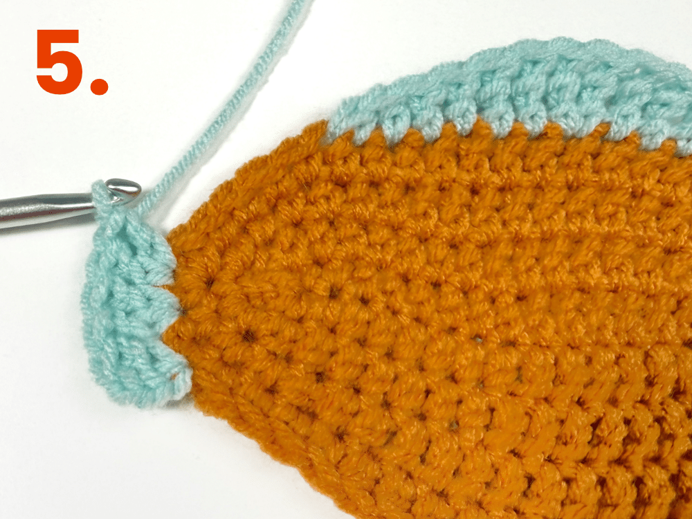 Fish 2 step 05 Fische häkeln