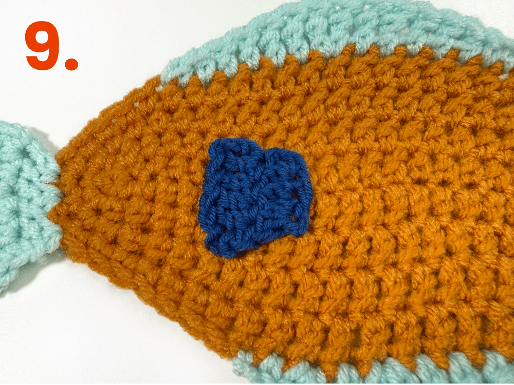 Fish 2 step 09 Fische häkeln