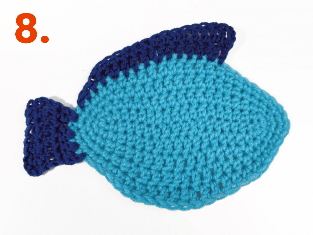 Fish 5 step 08 Fische häkeln